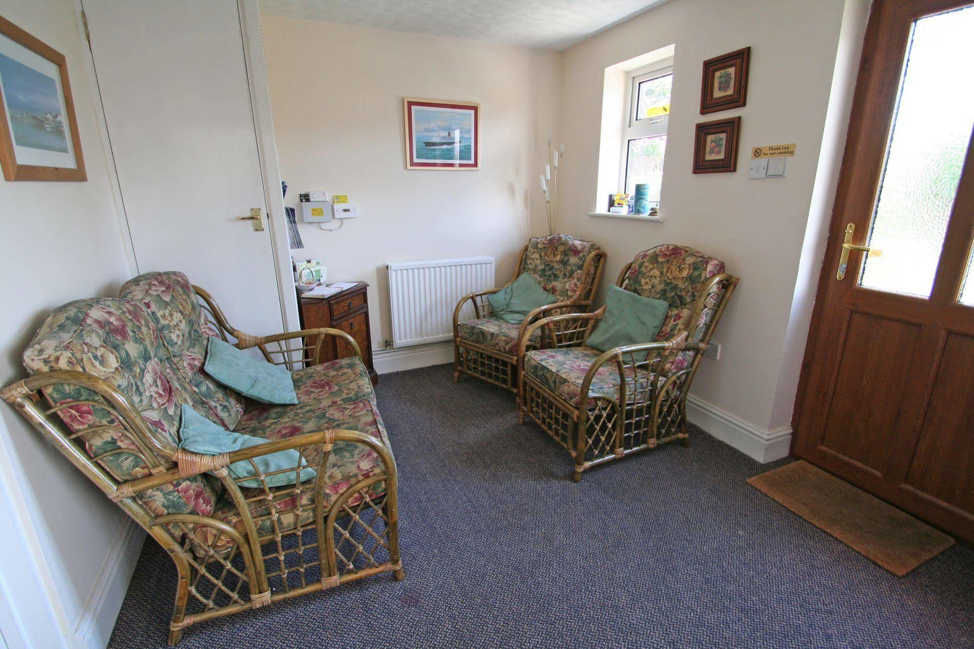 Beech Lodge Guest House 뉴밀튼 외부 사진