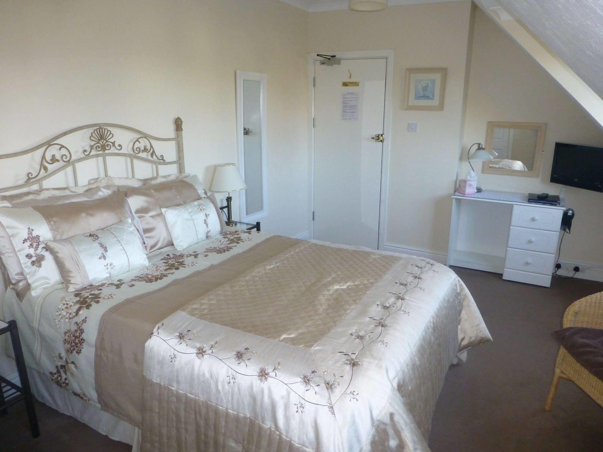 Beech Lodge Guest House 뉴밀튼 외부 사진
